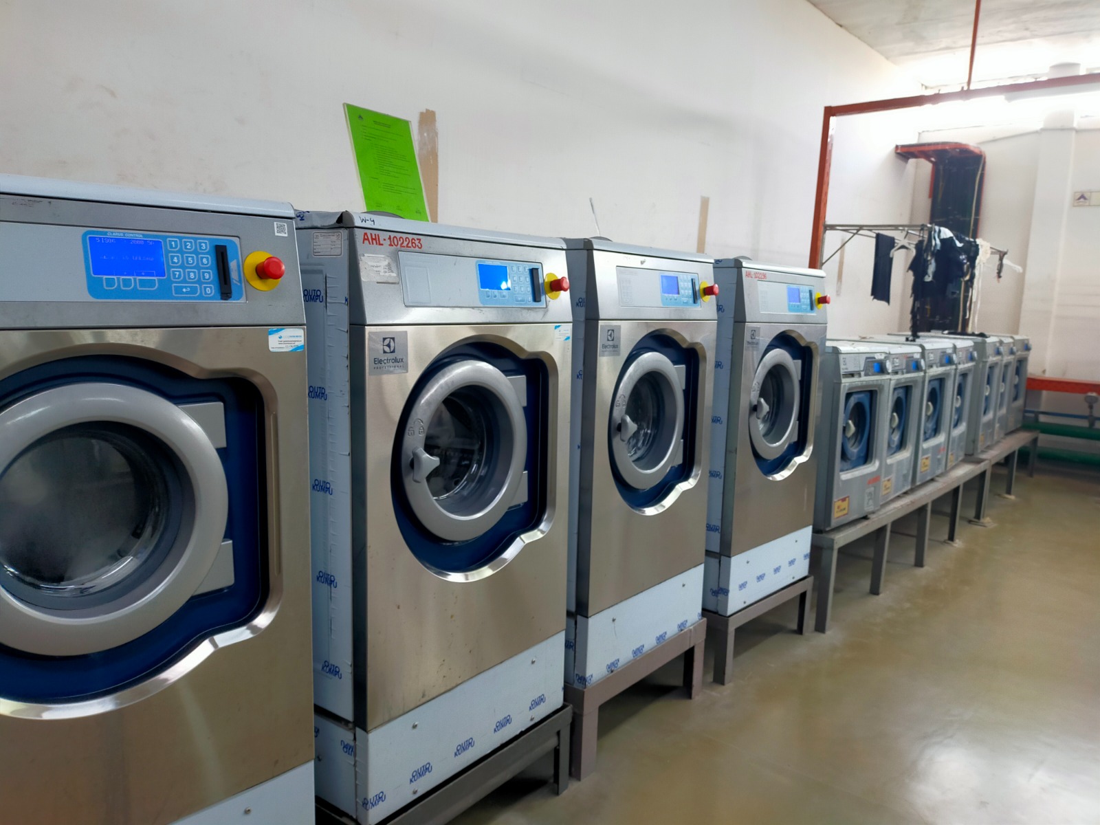 Sample washing machines used for fabric testing